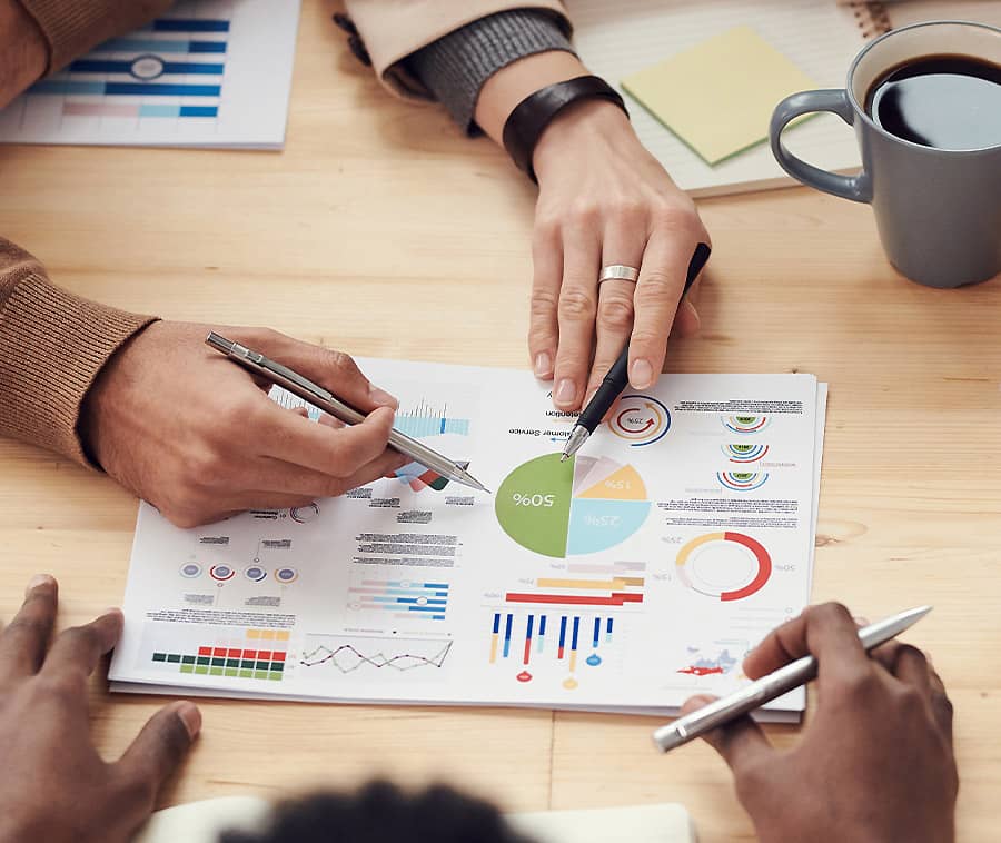 Izlaušanās skola Logo